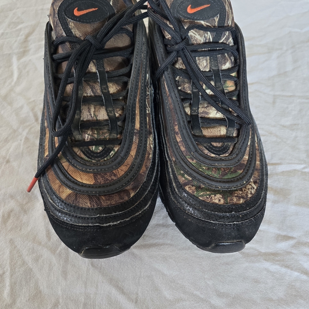 Nike Camouflage Sneakers with Black Accents